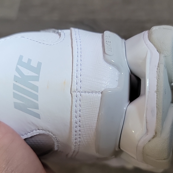 Nike Reax 8 youth size 6.5 - Picture 6 of 6